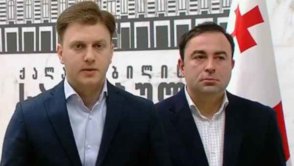 ვატო შაქარიშვილმა და ჯაბა ჯიშკარიანმა "ქართული ოცნება" დატოვეს