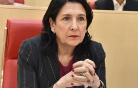 საქართველოს პრეზიდენტის სკანდალი - ზურაბიშვილმა ტრამპის განცხადება გააზიარა, სადაც ის ჯო ბაიდენს "მძინარას" უწოდებს