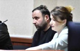 "სამზარეულოს დანა აიღო და ნასვამი მამა მოკლა" - სოსო ცერექაშვილს წინასწარი პატიმრობა შეეფარდა "სამზარეულოს დანა აიღო და ნასვამი მამა მოკლა" - სოსო ცერექაშვილს წინასწარი პატიმრობა შეეფარდა