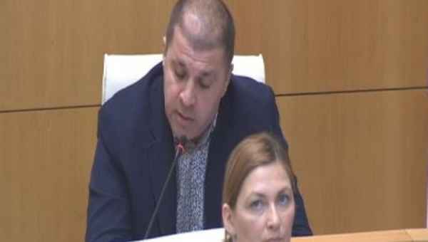 „შემთხვევით რამე ხომ არ გეშლებათ?“ - მამუკა ჩიქოვანი გიორგი გახარიას