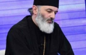 "მკაცრად უნდა იყოს დაცული ქართული სახელმწიფოს და ეკლესიის ინტერესები" - დეკანოზი ანდრია ჯაღმაიძე "მკაცრად უნდა იყოს დაცული ქართული სახელმწიფოს და ეკლესიის ინტერესები" - დეკანოზი ანდრია ჯაღმაიძე