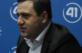 ლევან კობერიძემ „ოცნების“ უმრავლესობა დატოვა