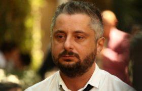 ნიკა გვარამია - „ეს არის სახელმწიფო ბანდიტიზმი. ამის გამო ხელისუფლებას უმძიმესად უნდა აეხეს სახე“ ნიკა გვარამია - „ეს არის სახელმწიფო ბანდიტიზმი. ამის გამო ხელისუფლებას უმძიმესად უნდა აეხეს სახე“