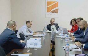 ნინო ნიჟარაძე რუსთავი 2-გან 28 მილიონს ითხოვს - ნიკა გვარამიამ კრებაზე გადასახადების დაფარვის პოლიტიკაზე ისაუბრა