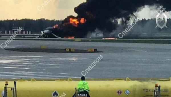 შერემეტიევოში ცეცხლმოკიდებულ თვითმფრინავში 13 ადამიანი დაიღუპა - ტრაგედიის ახალი დეტალები