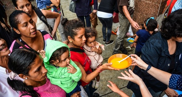 კრიზისი ვენესუელაში - რას ვერ თმობენ კრემლი და რუსი მაგნატები