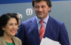  კალაძე ზურაბიშვილს ემიჯნება - „სალომე ზურაბიშვილს კავშირი არ აქვს „ქართულ ოცნებასთან“