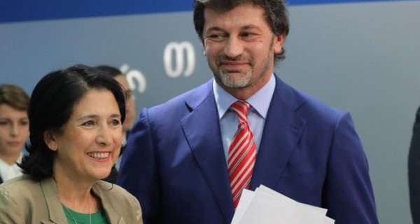  კალაძე ზურაბიშვილს ემიჯნება - „სალომე ზურაბიშვილს კავშირი არ აქვს „ქართულ ოცნებასთან“