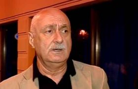 ლადო კახაძის ჩაშლილი ზეიმი - რა მოხდა "ოცნების" ოფისში ლადო კახაძის ჩაშლილი ზეიმი - რა მოხდა "ოცნების" ოფისში