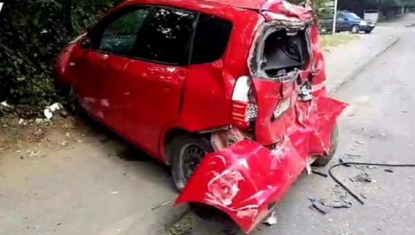 ფონიჭალაში სატვირთო მანქანა ჰონდას შეეჯახა - ჰონდას მძღოლი საავადმყოფოში გადაიყვანეს