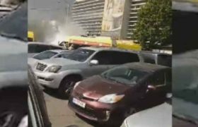 სადგურის მოედანზე სამარშრუტო ტაქსს ცეცხლი გაუჩნდა სადგურის მოედანზე სამარშრუტო ტაქსს ცეცხლი გაუჩნდა