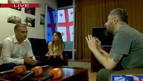 ”მდივანსაც ვთხოვ, ყავა არ გაგიკეთოთ” - ნიკა გვარამია პაატა სალიას შეხვდა