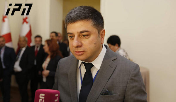 ზაქარია ქუცნაშვილი - აქციებს უძღვება მიშა მშვილდაძე, ვინ არის ის?! იუმორისტი? - უკრაინაშიც ეგონათ ზელენსკი იუმორისტი