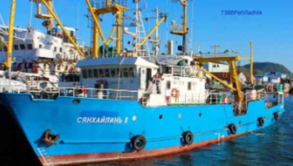 ჩრდილოეთ კორეაში რუსული გემი დააკავეს - მეზღვაურები კაიუტებში ჩაკეტეს