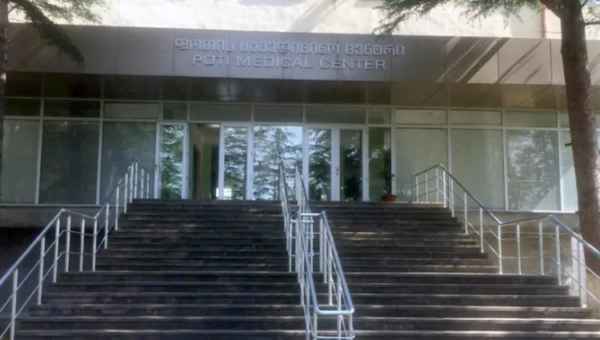 ურეკში მშენებარე სასტუმროდან 2 მუშა გადმოვარდა - 1 ადგილზე დაიღუპა