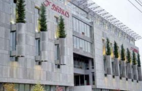 "ქარვასლაში" ბომბს ეძებენ - შენობიდან მოქალაქეების ევაკუაცია განხორციელდა "ქარვასლაში" ბომბს ეძებენ - შენობიდან მოქალაქეების ევაკუაცია განხორციელდა