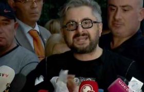 ნიკა გვარამიამ ბრალის დადგენილება საჯაროდ დახია