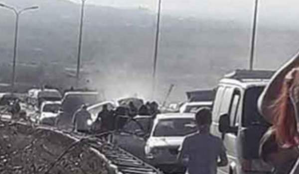 გორის ავტობანზე მანქანას ცეცხლი გაუჩნდა