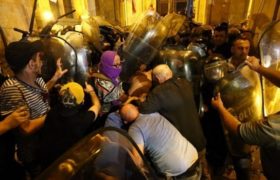 "გავრილოვის ღამის" საქმეზე დაკავებული ერთი პირი ბრალს აღიარებს "გავრილოვის ღამის" საქმეზე დაკავებული ერთი პირი ბრალს აღიარებს