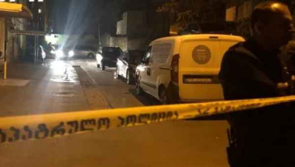 ვარკეთილში მე-9 სართულიდან 16 წლის ბიჭი გადმოვარდა და ადგილზე დაიღუპა