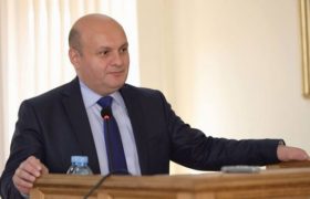 49 წლის ასაკში ფინანსთა ყოფილი მინისტრი ნოდარ ხადური გარდაიცვალა 49 წლის ასაკში ფინანსთა ყოფილი მინისტრი ნოდარ ხადური გარდაიცვალა