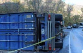 ასპინძაში ტრაილერი გადატრიალდა - დაღუპულია 30 წლამდე მამაკაცი