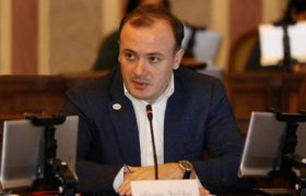 ირაკლი ზარქუა - ”ლევან ხაბეიშვილი წლის მასხარას ნომინაციაზეა წარდგენილი”