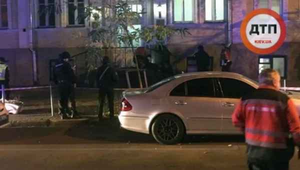 კიევის ცენტრში ყუმბარა აფეთქდა - 2 ადამიანი დაიღუპა