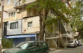 გოჩა ვეფხვაძის მკვლელობის მცდელობისთვის პოლიცია დათო რუსიას, ვაჟა ოჩიგავას და კიდევ 3 პირს ეძებს