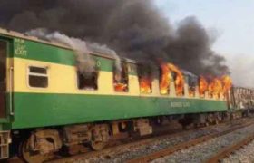 პაკისტანში მატარებელს ხანძარი გაუჩნდა - 46 ადამიანი დაიღუპა