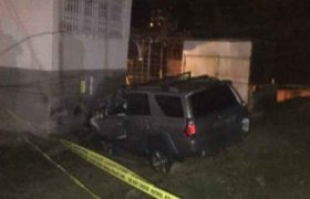 დიდ დიღომში მანქანა კორპუსს შეეჯახა - 2 ადამიანი დაშავდა დიდ დიღომში მანქანა კორპუსს შეეჯახა - 2 ადამიანი დაშავდა