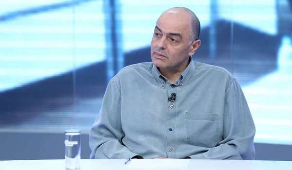 "ნუ ნერვიულობთ, ესენი ორ კვირაში დაიშლებიან" - ლაშა ნაცვლიშვილის გზავნილი "ოცნების" საერთო ჩატში 