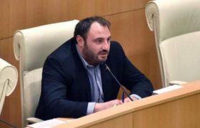 ბექა ნაცვლიშვილი - ”ივანიშვილმა ფინანსთა, ეკონომიკის და სოფლის მეურნეობის სამინისტროები გააუქმა”