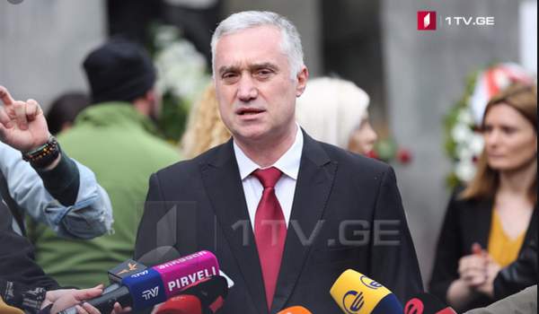 უმრავლესობის ფრაქცია „ქართული ოცნება-კონსერვატორები“ დაიშალა