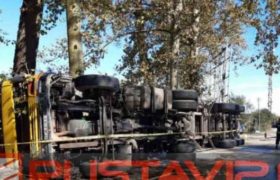 ფოთში სატვირთო მანქანა ამობრუნდა - დაშავდა მძღოლი ფოთში სატვირთო მანქანა ამობრუნდა - დაშავდა მძღოლი