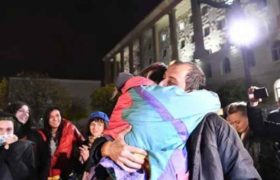 მოსამართლე ფილიშვილმა 18 ნოემბრის აქციისას დაკავებული ყველა პირი გაათავისუფლა მოსამართლე ფილიშვილმა 18 ნოემბრის აქციისას დაკავებული ყველა პირი გაათავისუფლა