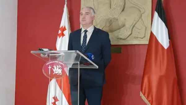  ზვიად ძიძიგურმა, ნინო გოგუაძემ და გიგა ბუკიამ საპარლამენტო უმრავლესობა დატოვეს