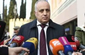 "ოცნებაში" დიდი განხეთქილება გრძელდება - დიმიტრი ხუნდაძე პროპორციული არჩევნების კანონპროექტის ჩაგდებას აპირებს