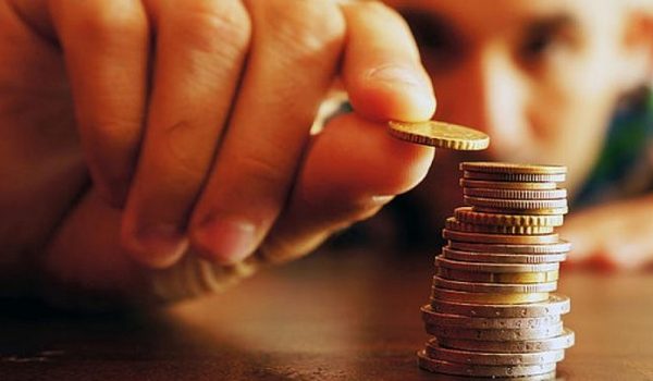 დეპუტატმა ერთი თვე პენსიით იცხოვრა და 8 კილო დაიკლო