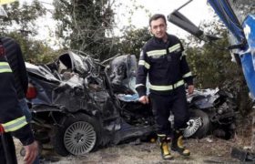 ქობულეთთან მანქანა ტრაილერს შეასკდა - 4 ადამიანი დაიღუპა - მანქანიდან გადავარდნილი 3 წლის ბავშვი კლინიკაში გადაიყვანეს ქობულეთთან მანქანა ტრაილერს შეასკდა - 4 ადამიანი დაიღუპა - მანქანიდან გადავარდნილი 3 წლის ბავშვი კლინიკაში გადაიყვანეს