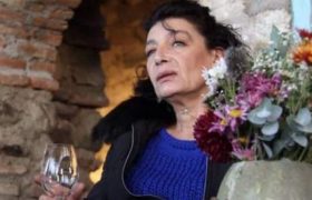 ქართული ვისკის ბოთლი, საცობი, ქერი, სიმინდი - ნია ნაცვლიშვილი მეუღლის, ალეკო კვერნაძის, საქმეს აგრძელებს