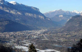 საფრანგეთის ალპებში რუსი ჯაშუშების ბაზა აღმოაჩინეს საფრანგეთის ალპებში რუსი ჯაშუშების ბაზა აღმოაჩინეს