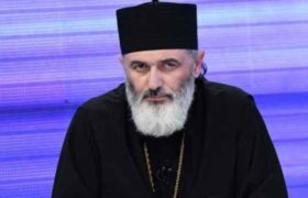 მამა ანდრია ჯაღმაიძე - "ვიცოდი, რომ ზუგდიდში სასულიერო პირის მამა იყო დაკავებული, რომელმაც ამანათით ნარკოტიკი მიიღო"