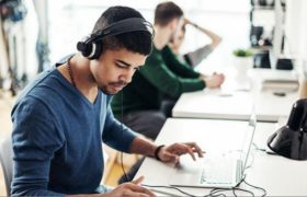 რომელი ქვეყნებიდან ჩამოდიან საქართველოში სამუშაოდ ყველაზე ხშირად  