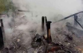 ჩოხატაურში ორსართულიანი სახლი დაიწვა