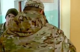 სისხლიანი გარჩევა ჯარში - სატანკო ბატალიონში 5-მა სამხედრომ წვევამდელი სცემა სისხლიანი გარჩევა ჯარში - სატანკო ბატალიონში 5-მა სამხედრომ წვევამდელი სცემა