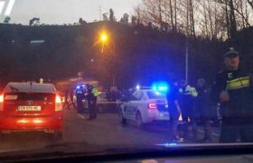 ჩაქვის გვირაბთან ერთმანეთს 3 მანქანა დაეჯახა ჩაქვის გვირაბთან ერთმანეთს 3 მანქანა დაეჯახა