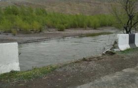 გორთან მანქანა მტკვარში გადავარდა - მძღოლი დაიღუპა გორთან მანქანა მტკვარში გადავარდა - მძღოლი დაიღუპა