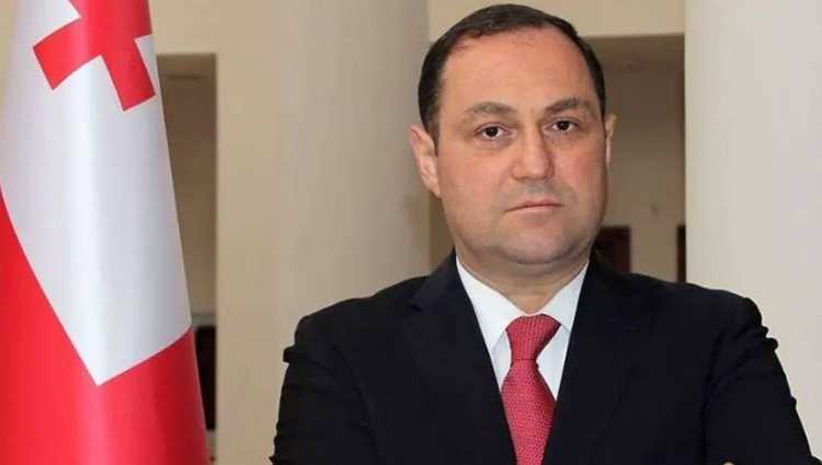 სტამბოლში, ანკარაში და თურქეთის სხვა 29 ქალაქში 22 აპრილის 24:00 საათიდან 26 აპრილის 24:00 საათამდე გარეთ ვერ გახვალთ