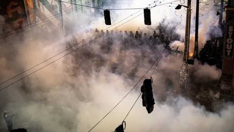 სიეტლში პოლიციამ აქცია ძალის გამოყენებით დაშალა